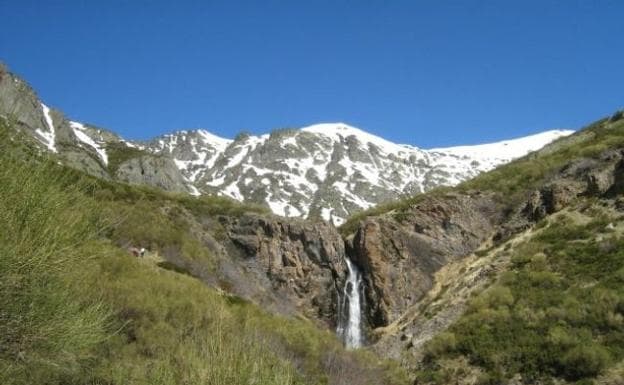 Cascada de Mazobre, en el parque natural de Fuentes Carrionas (Palencia) 
