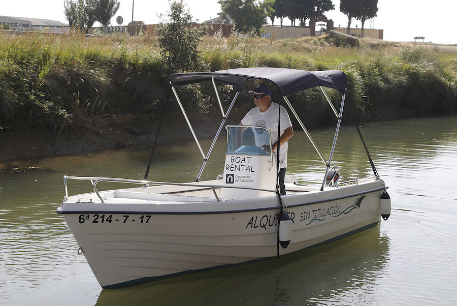 Fotos: Villaumbrales estrena 3 barcas