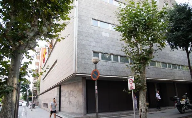 Sede de los juzgados de Instrucción de Badalona, donde trabaja el juez Pablo Alonso. 