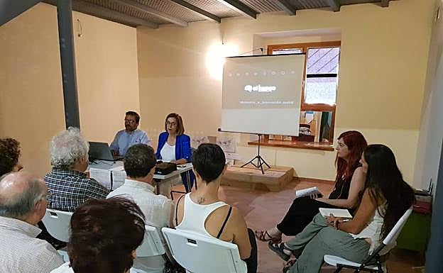 Joaquín Alcalde y Ángeles Armisén durante las jornadas de arquitectura tradicional