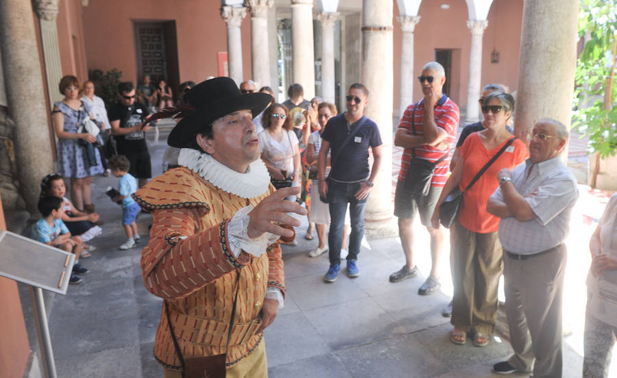 Fotos: Ruta teatralizada de Cervantes por Valladolid