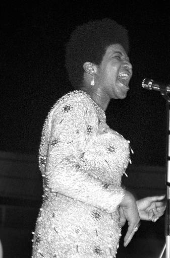 La cantante estadounidense Aretha Franklin actuó, como artista invitada, en la duodécima edición del Festival Español de la Canción en Benidorm en 1970. 