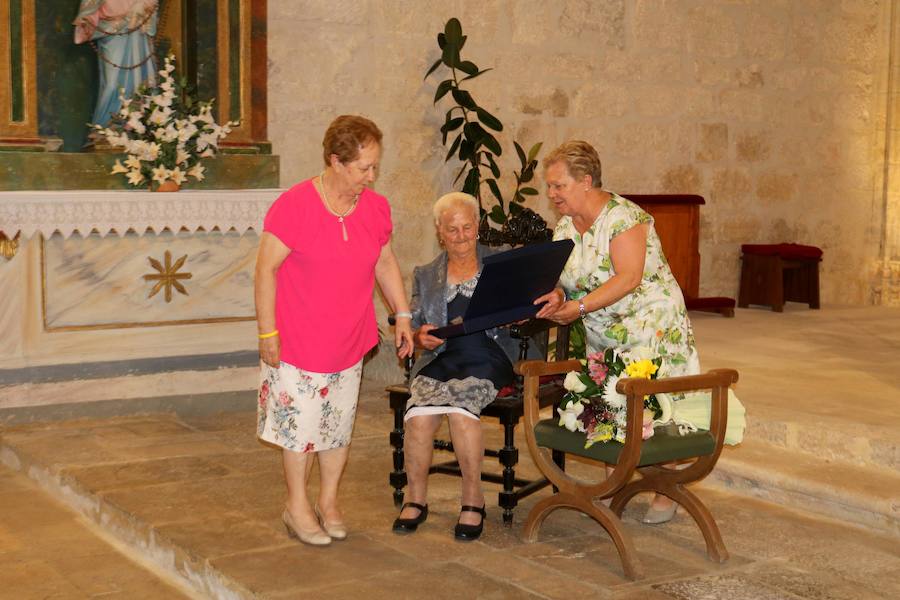 Fotos: Homenaje a la centenaria Juana Blázquez en Cordovilla la Real