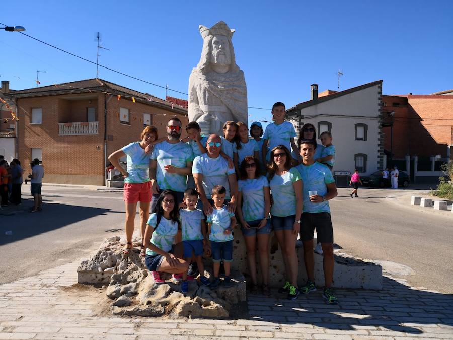 Fotos: Pregón y pasacalles en Wamba