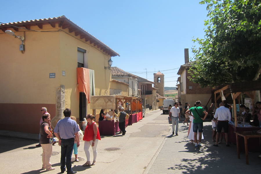 Fotos: Tordehumos celebra el Mercado artesanal de Tierra de Campos