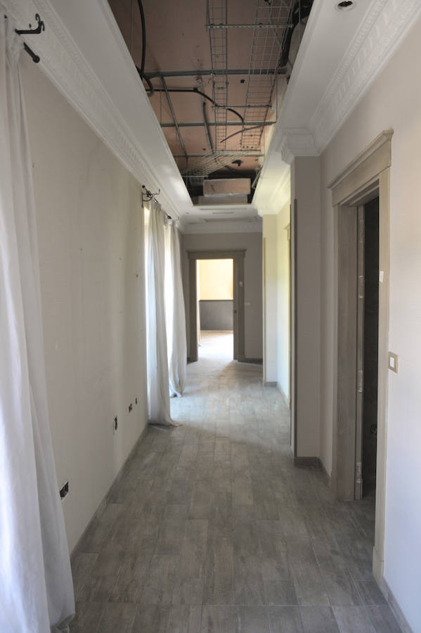 Los okupas del Marqués de la Ensenada muestras las mejoras realizadas en el edificio y piden ayuda a los vecinos para instalar paneles fotovoltaicos