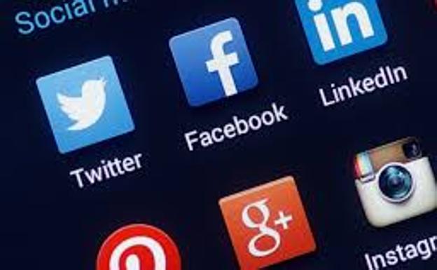 Facebook y Twitter eliminan cientos de cuentas rusas e iraníes