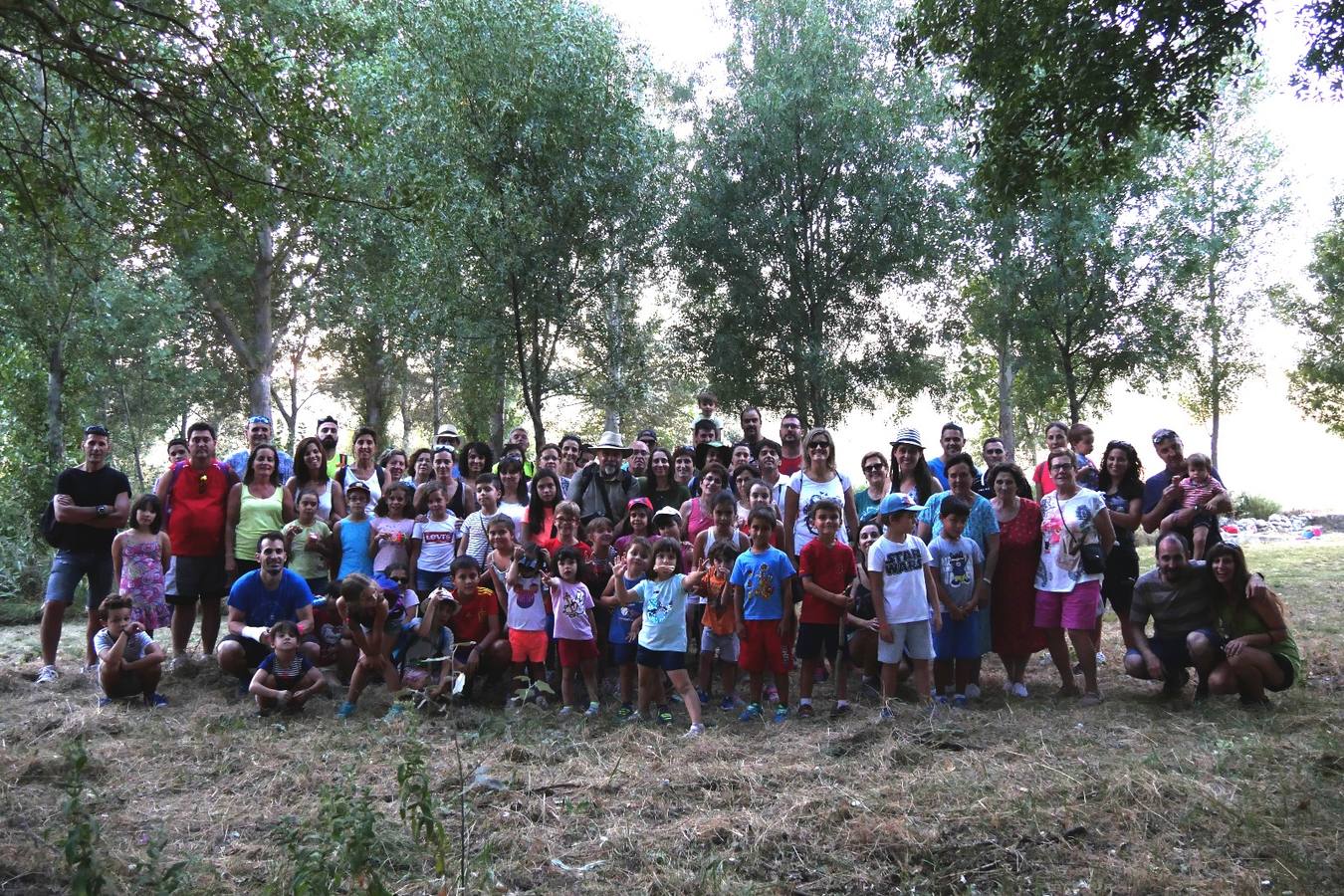 Fotos: Actividad medioambiental en Castrodeza