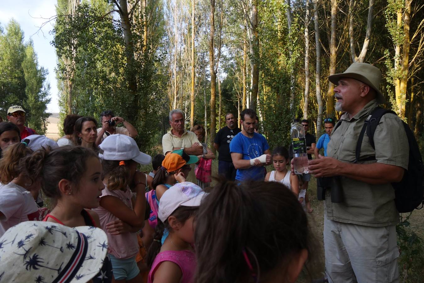 Fotos: Actividad medioambiental en Castrodeza