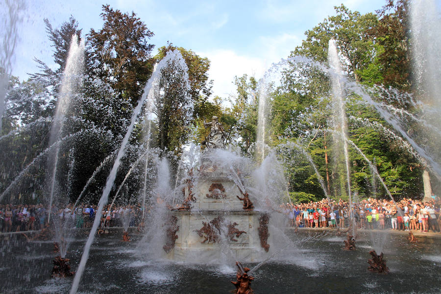 Fotos: Juegos de agua en el Palacio Real de La Granja