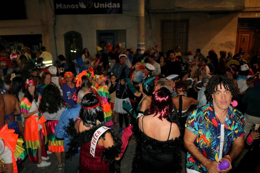 Fotos: Fiesta de Fin de Año en Baltanas