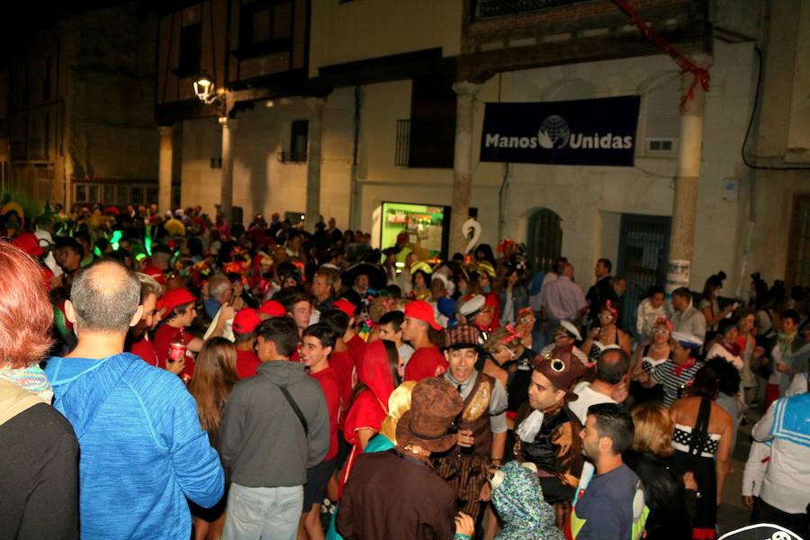 Fotos: Fiesta de Fin de Año en Baltanas