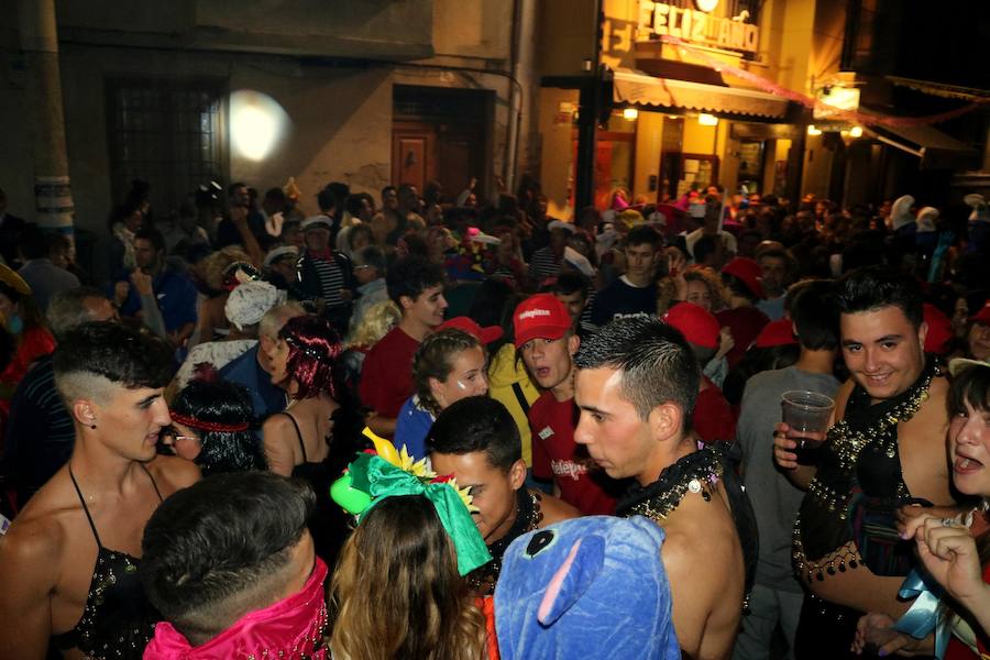 Fotos: Fiesta de Fin de Año en Baltanas