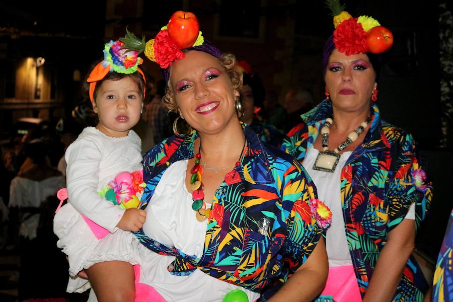 Fotos: Fiesta de Fin de Año en Baltanas