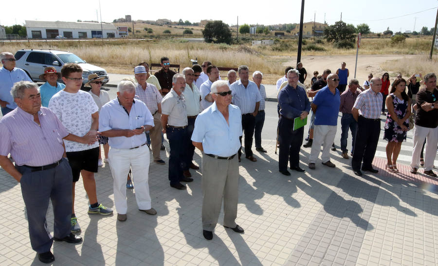 Fotos: La consejera Pilar del Olmo en la inauguración del polígono Valdeherrera en Villacastín