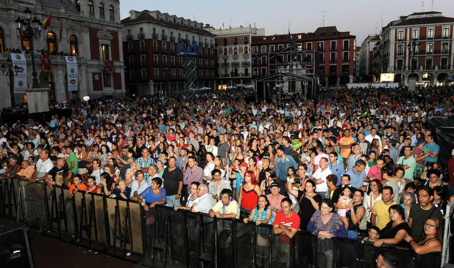 Fotos: Concierto de Los Pichas en la Plaza Mayor de Valladolid