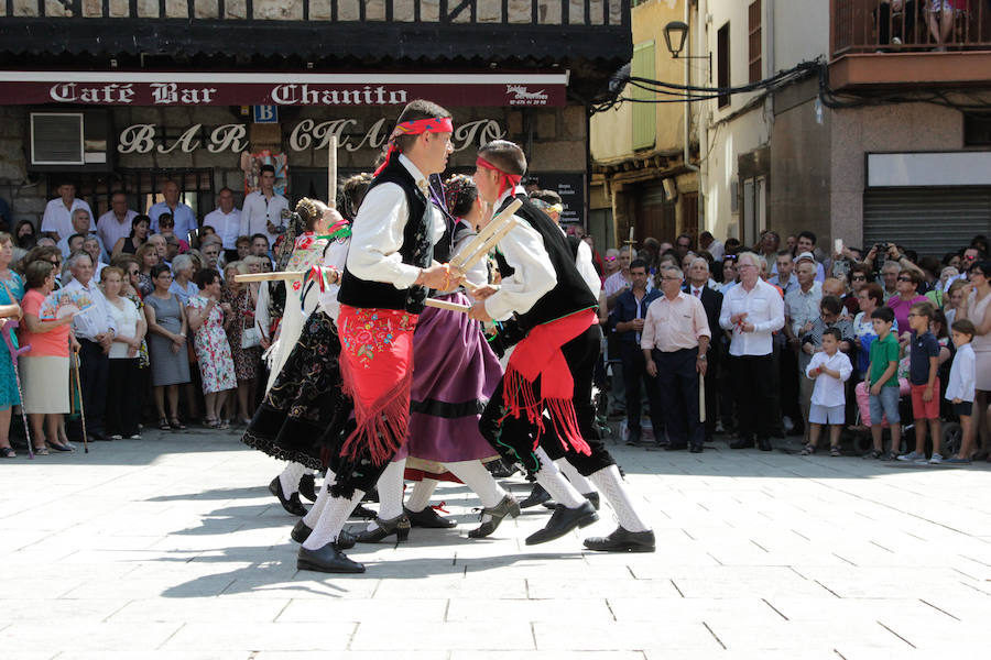 Fotos: Las cintas y el paleo animan Sotoserrano