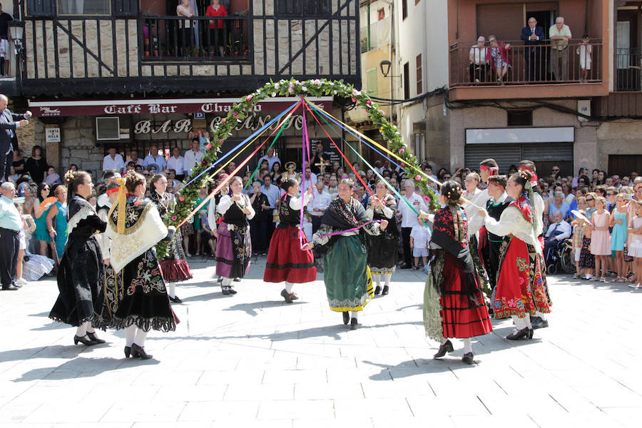 Fotos: Las cintas y el paleo animan Sotoserrano