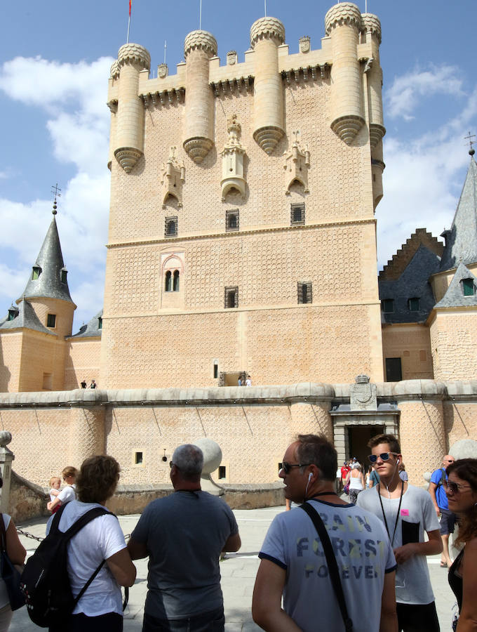 Fotos: El Alcázar de Segovia consigue el mejor agosto de su historia