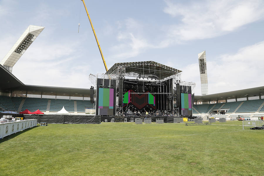 Fotos: Colas antes del concierto de Maluma