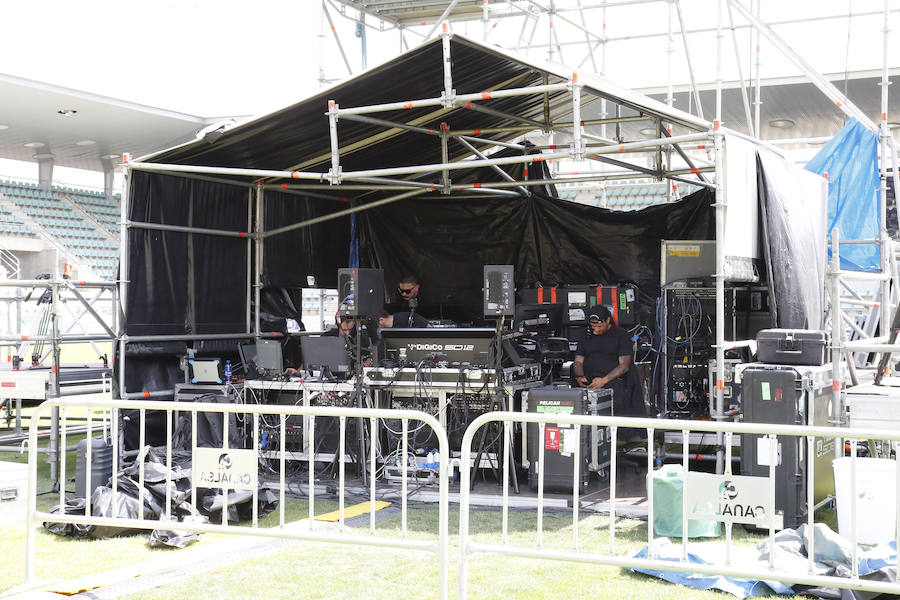 Fotos: Colas antes del concierto de Maluma