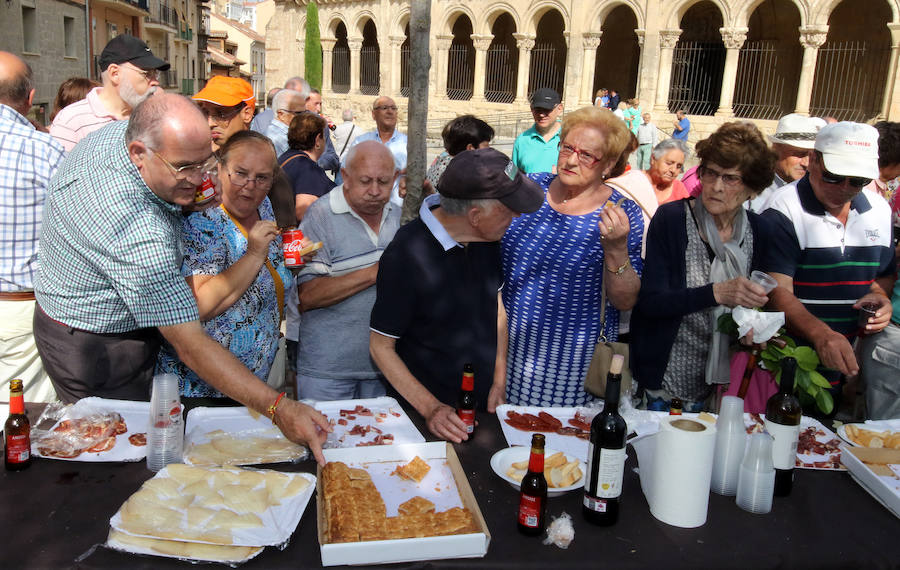 Fotos: Los camareros de Segovia celebran Santa Marta