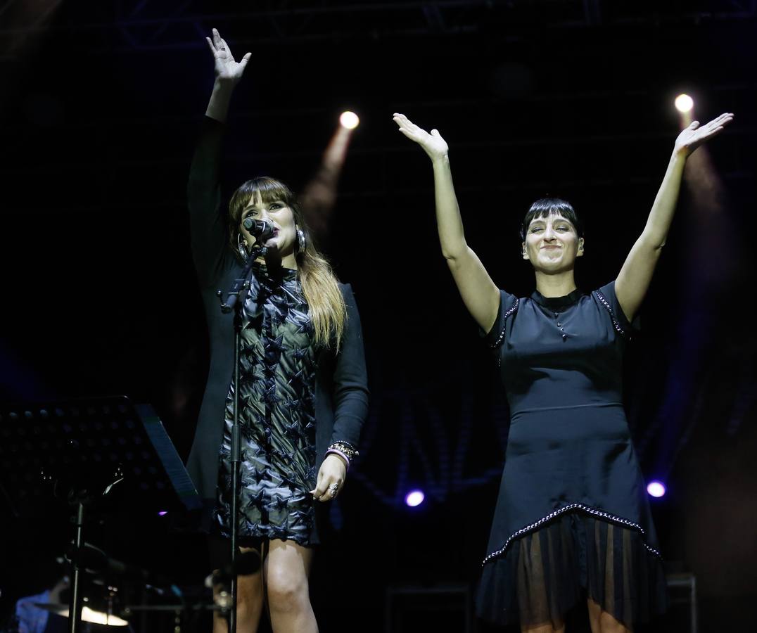 Fotos: Concierto de Rozalén en la Plaza Mayor de Valladolid