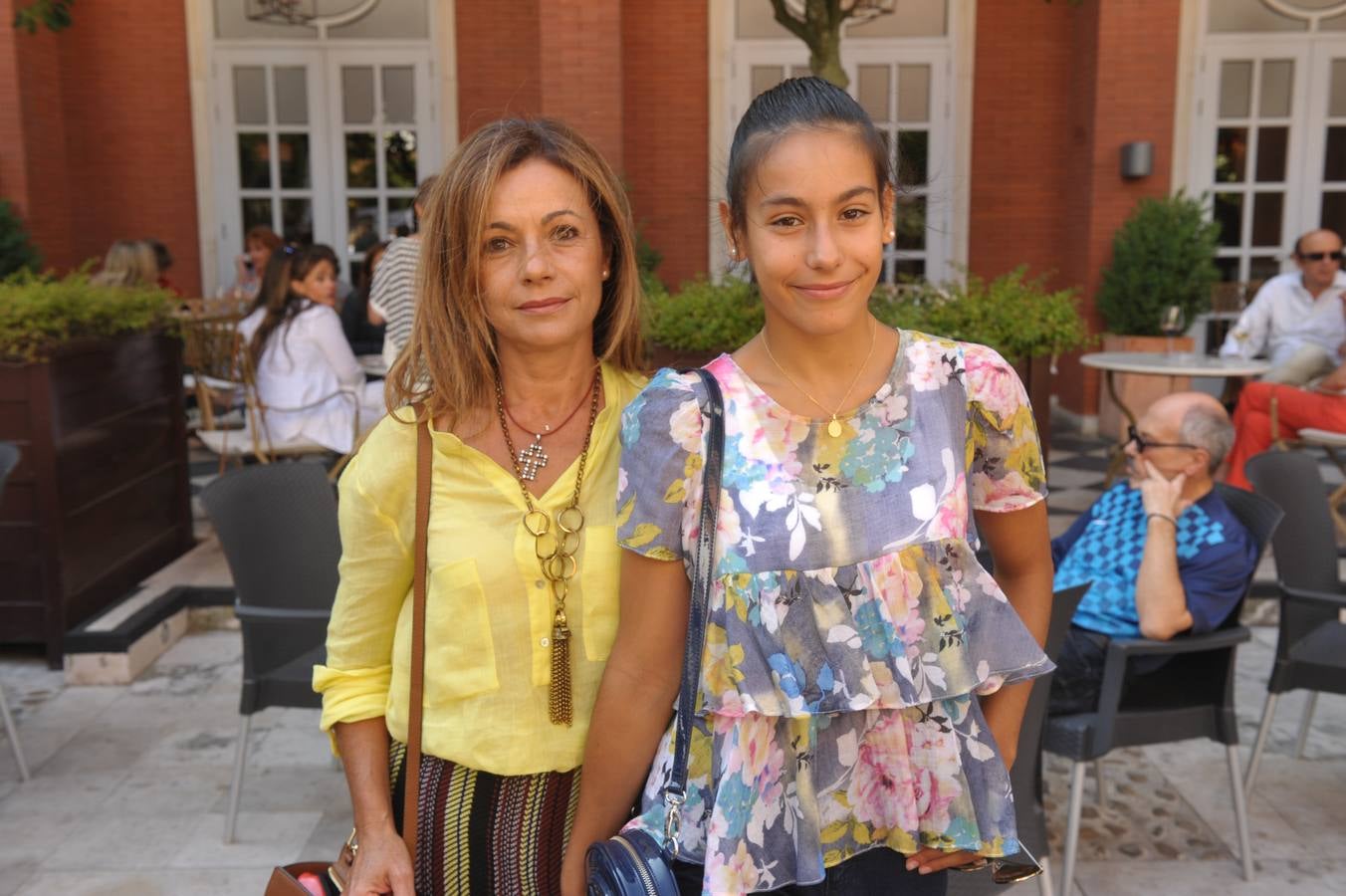 Natalia Poliz y Blanca Saez.