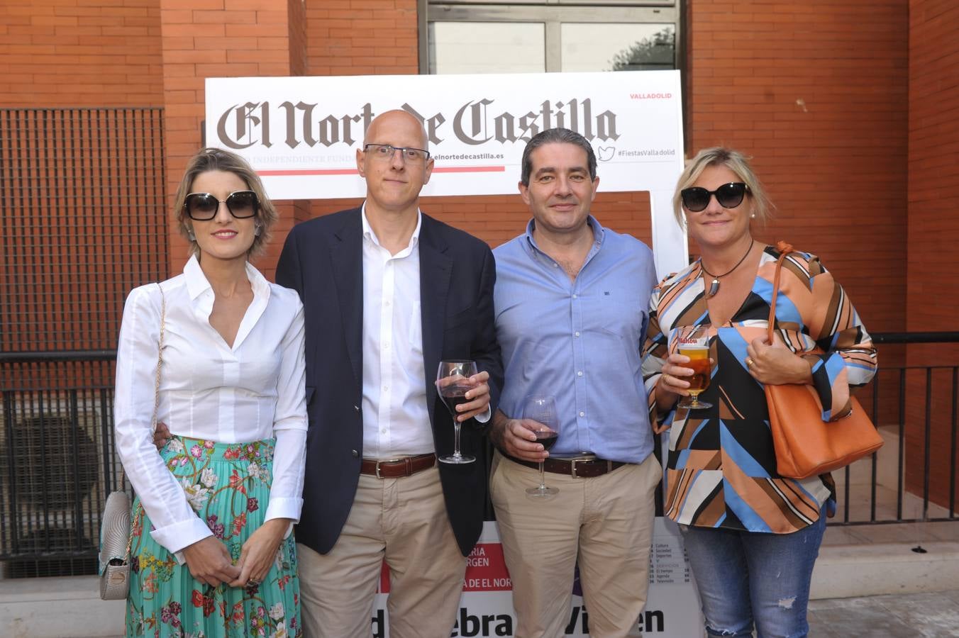 La doctora Elena Pinilla y el abogado Javier Sacristán con César Vaca y Arancha Sánchez, de la UVA.