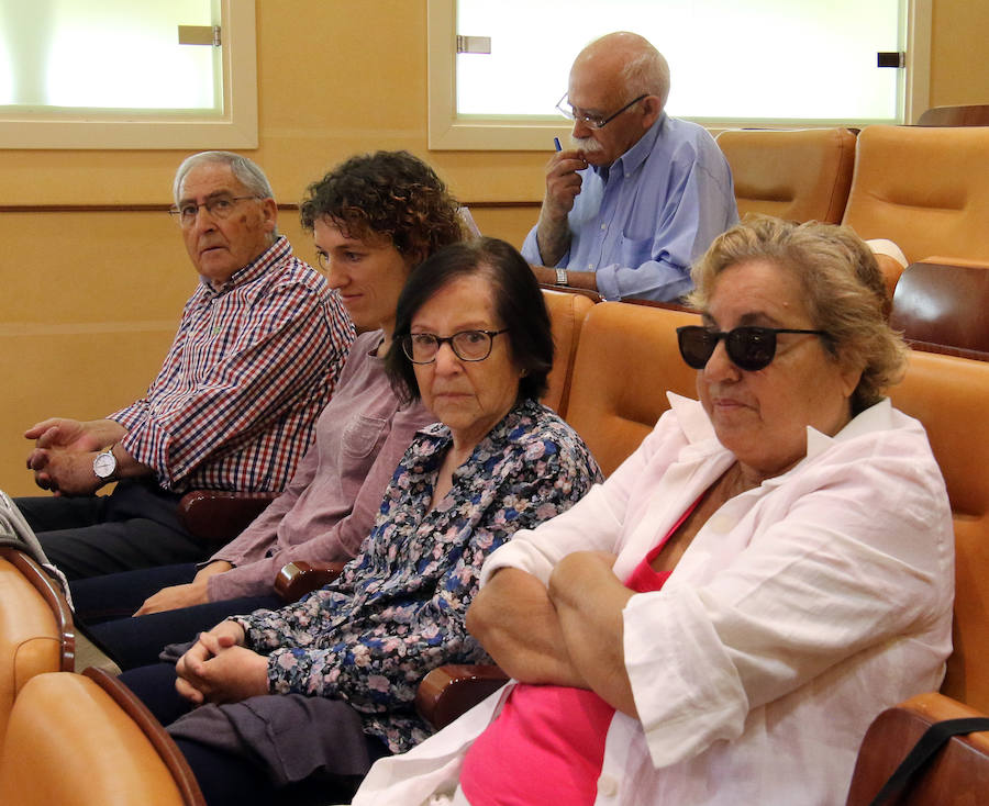 Fotos: Pleno del Ayuntamiento de Segovia