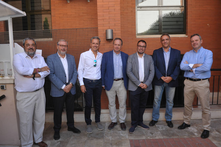 Directivos de los medios locales. Carlos Aganzo (El Norte), Luis Jaramillo (Cope), José Luis Martín (ABC) Ignacio Fernández (Onda Cero), Luis Miguel Torres (Ical), Javier Cuevas (Ser) y Ángel Ortiz (director de El Norte).