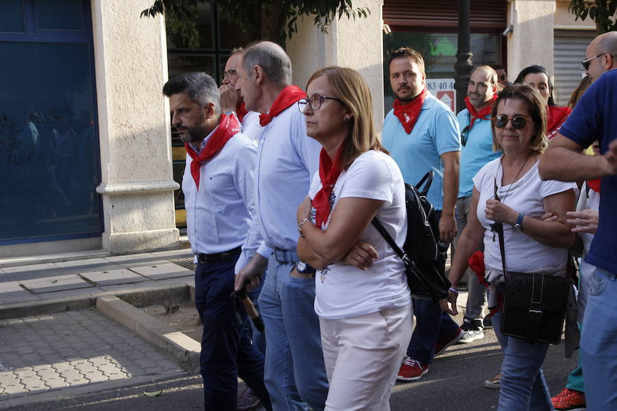 Fotos: El pregón y el desfile de peñas inauguran las fiestas de Laguna de Duero 2018