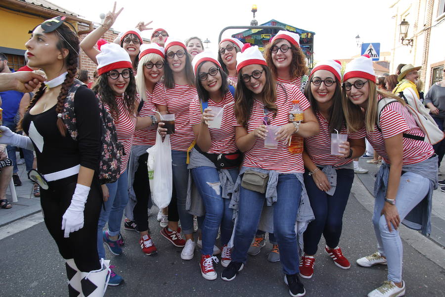 Fotos: El pregón y el desfile de peñas inauguran las fiestas de Laguna de Duero 2018