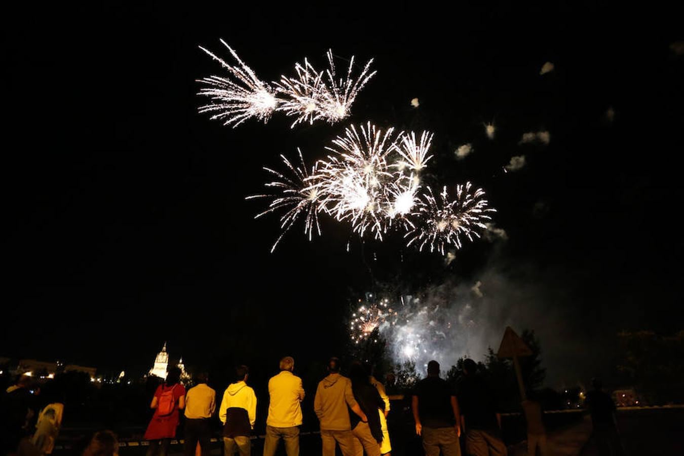 Fotos: Los fuegos Artificiales encienden las fiestas en Salamanca