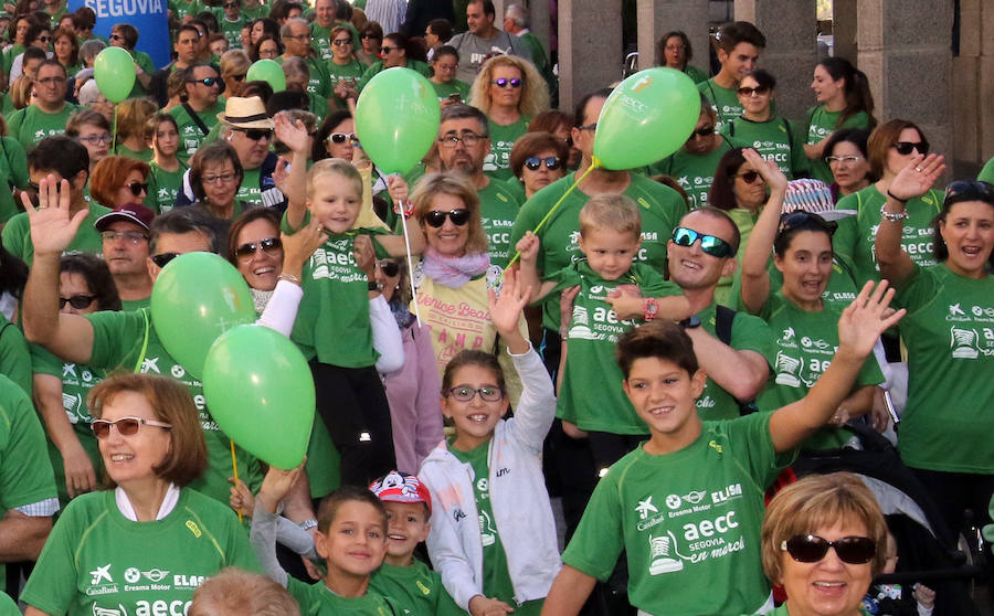 Fotos: V Marcha contra el Cáncer en Segovia