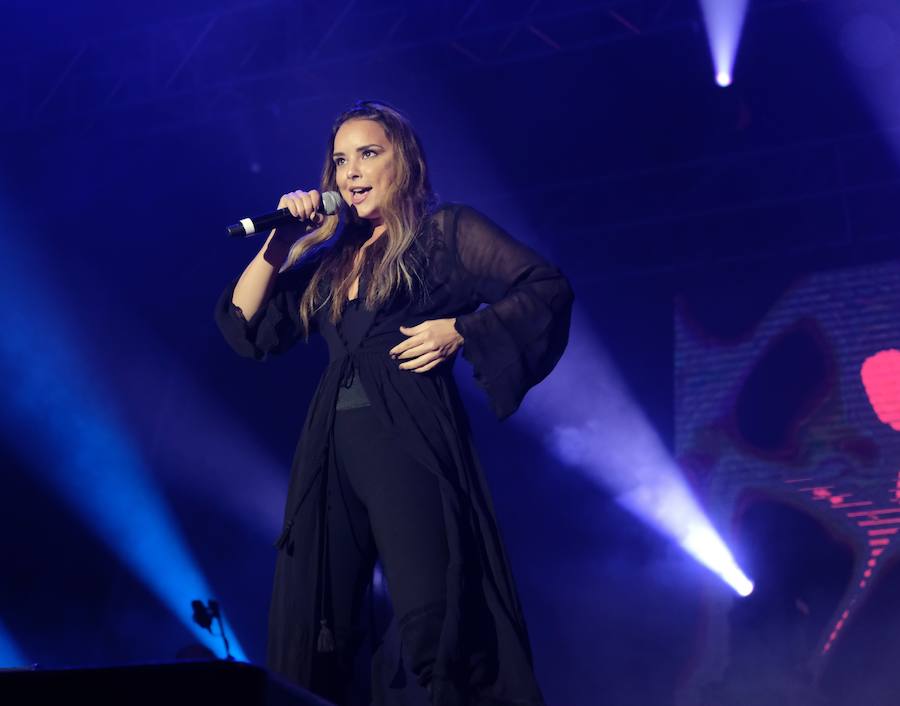 Fotos: Concierto de Chenoa en la Plaza Mayor de Valladolid durante las Fiestas de la Virgen de San Lorenzo 2018