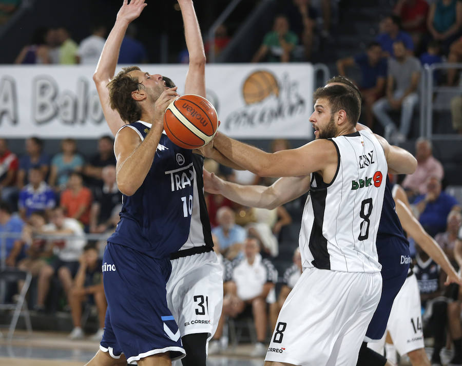 Fotos: Chocolates Trapa Palencia 90 - 82 Bilbao Basket