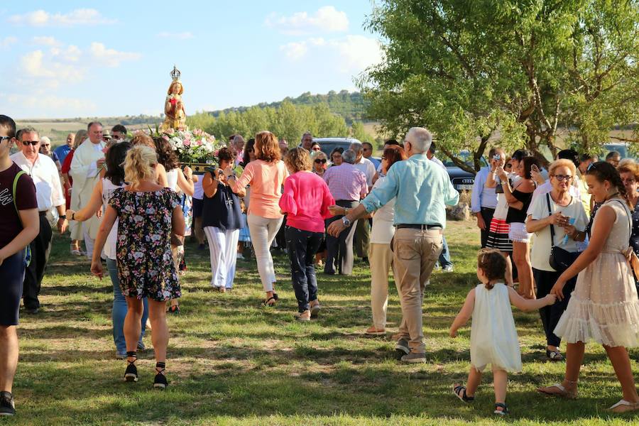 Fotos: Fiesta de la Virgen Del Campo enValdecañas de Cerrato
