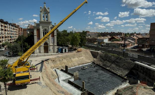 Renfe modifica temporalmente los horarios los trenes por las obras en el paso inferior de La Pilarica