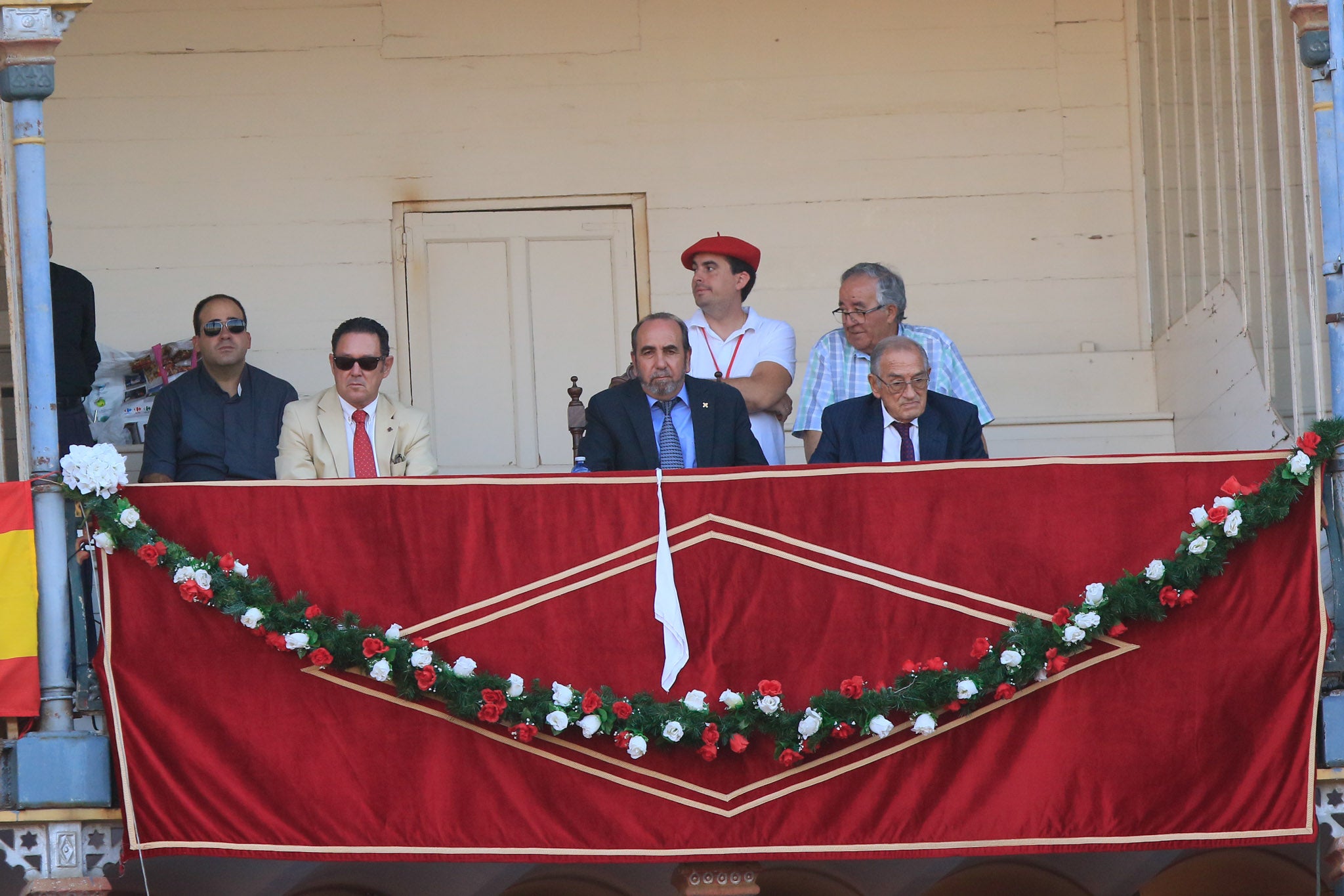 Máximos honores para el bravo, bello y distinguido toro de Montalvo que partió plaza