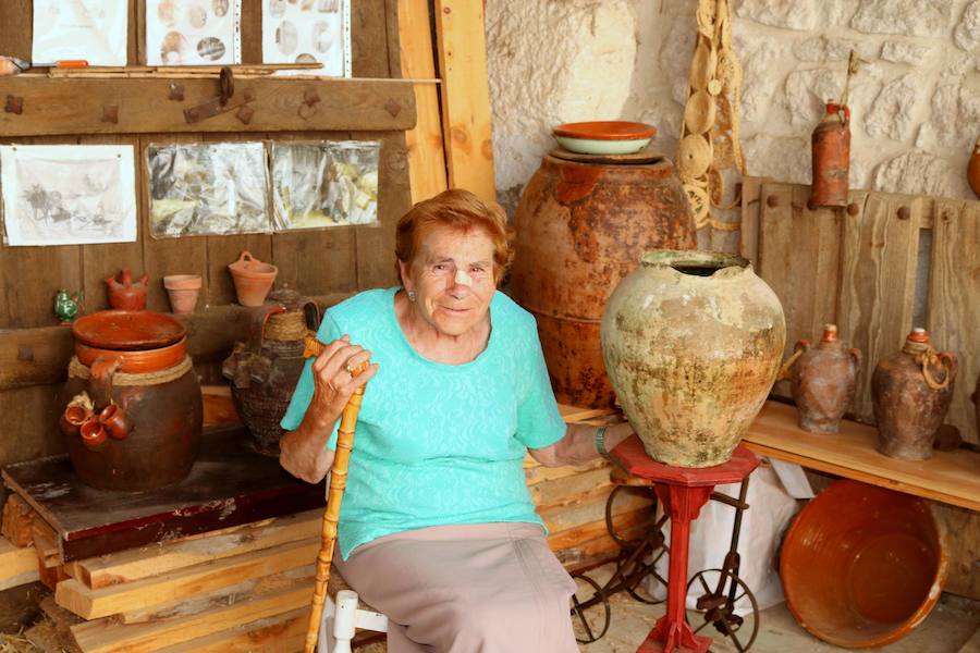 Fotos: Exposición etnográfica en Antigüedad