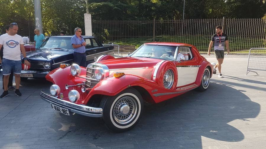 Fotos: Los coches de muestra toman vida en la VI edición de Valladolid Motor Vintage