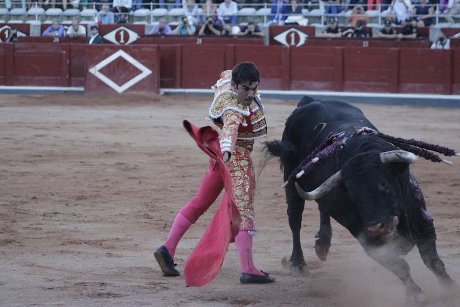 Fotos: López Chaves triunfa en La Glorieta ante Padilla y Joselito Adame