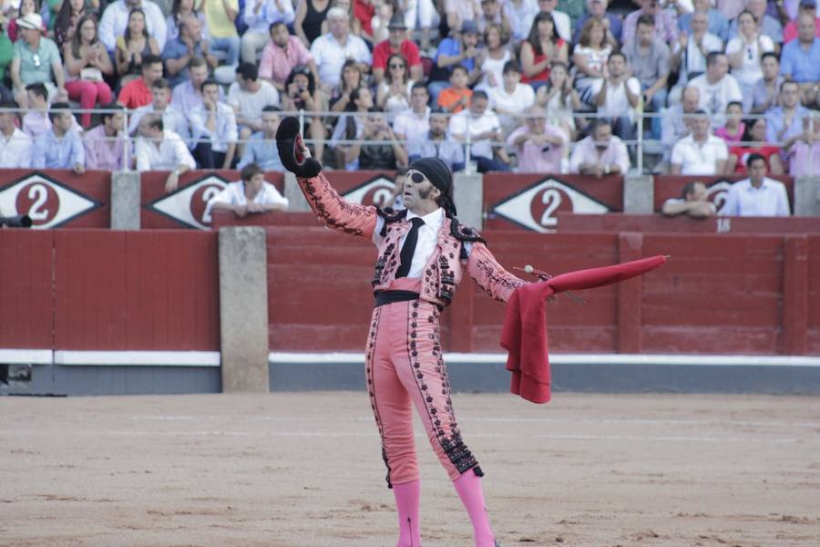 Fotos: López Chaves triunfa en La Glorieta ante Padilla y Joselito Adame