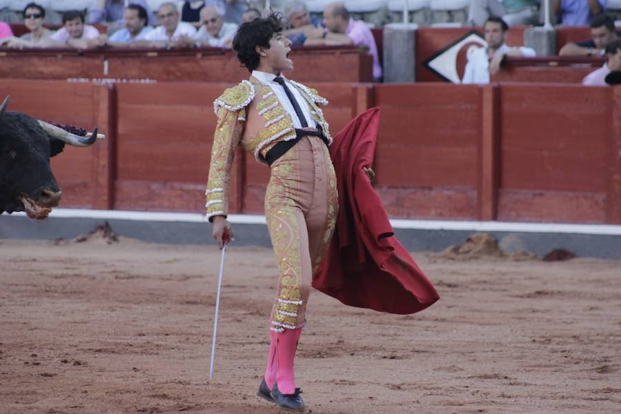 Fotos: López Chaves triunfa en La Glorieta ante Padilla y Joselito Adame