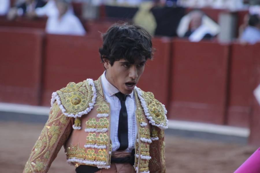 Fotos: López Chaves triunfa en La Glorieta ante Padilla y Joselito Adame