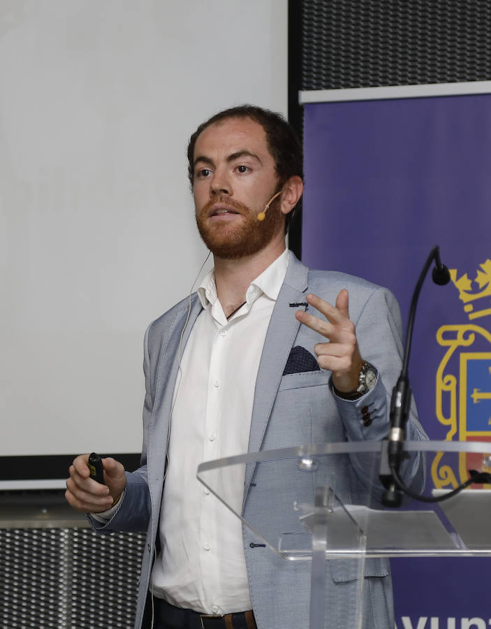 Fotos: Jornadas técnicas de movilidad sostenible en Palencia