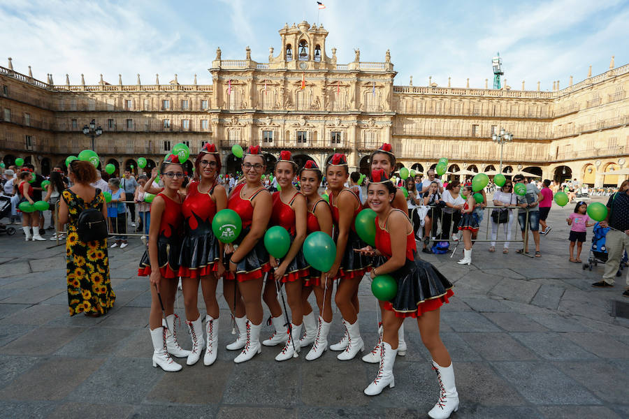 Fotos: Suelta de globos de AFA Salamanca por el Día Mundial del Alzheimer