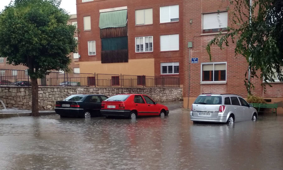 Fotos: Espectacular tromba de agua en Cuéllar