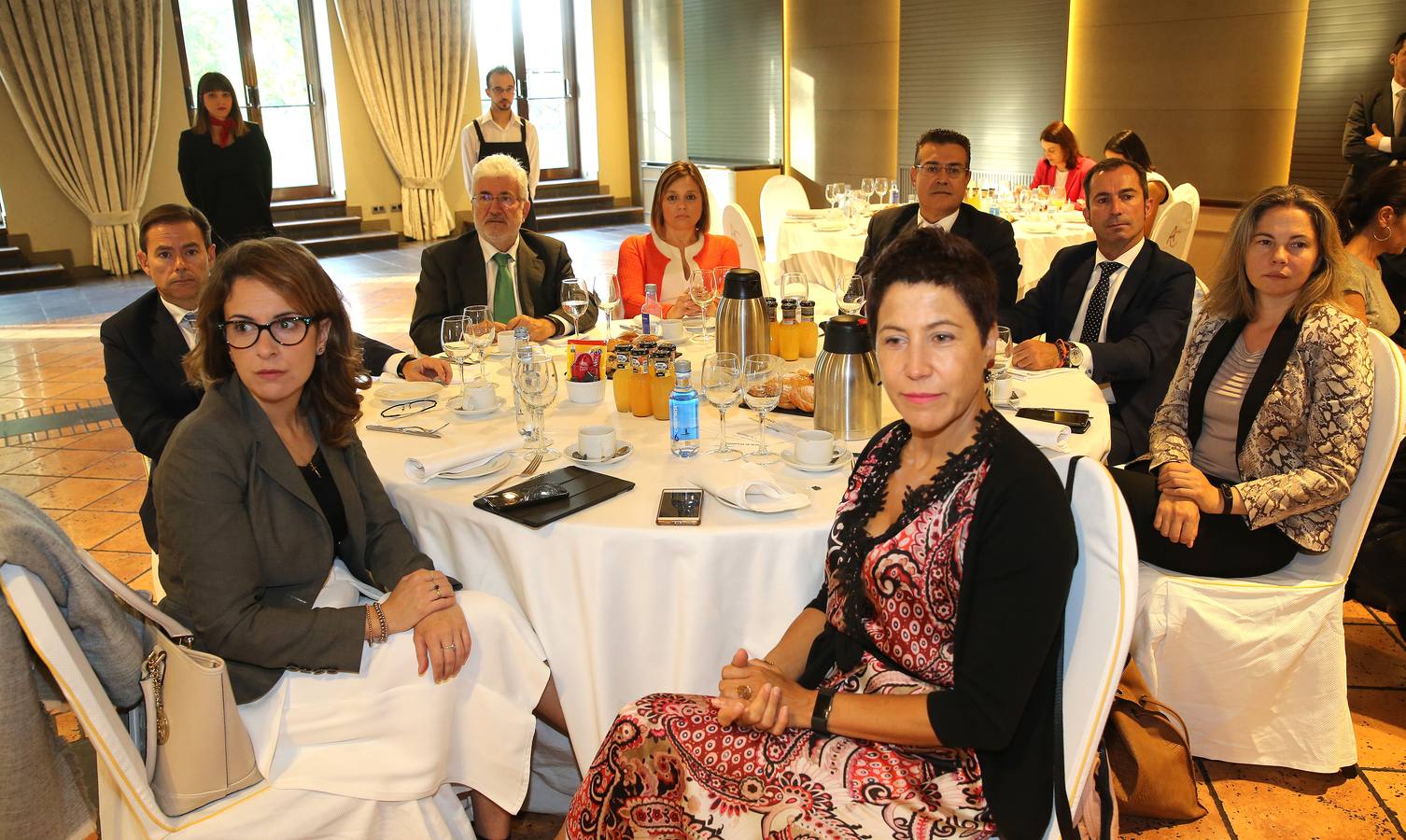 El presidente de Confederación Española de la Pequeña y Mediana Empresa (Cepyme) y candidato a la presidencia de la CEOE, ha asegurado en el foro que su gran preocupación a la hora de sumir las nuevas funciones, será «la puesta en valor de la figura del empresario, que no es emprendedor, ni autónomo. Es empresario»